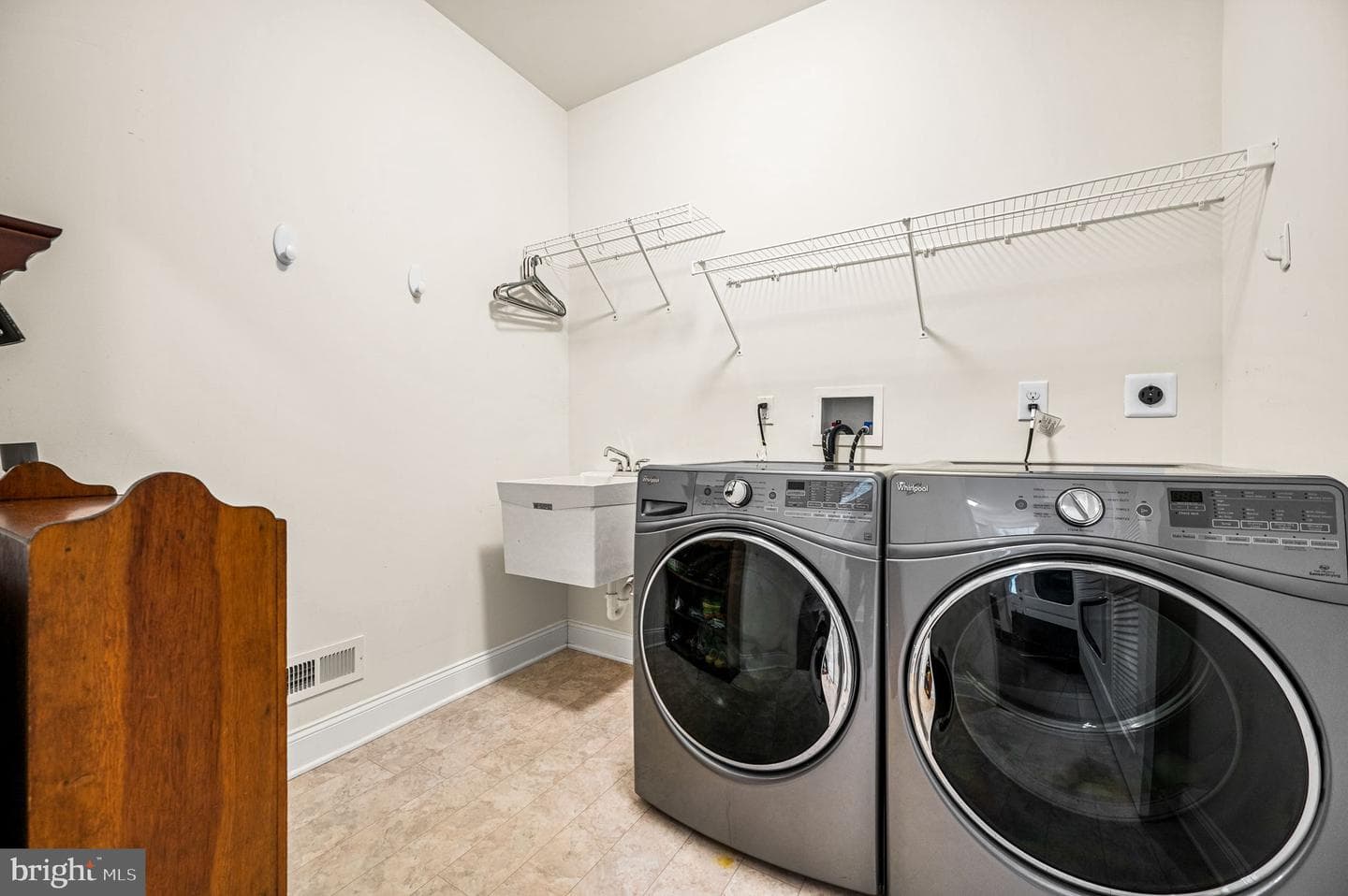 334 Wheat Sheaf Way photo 36