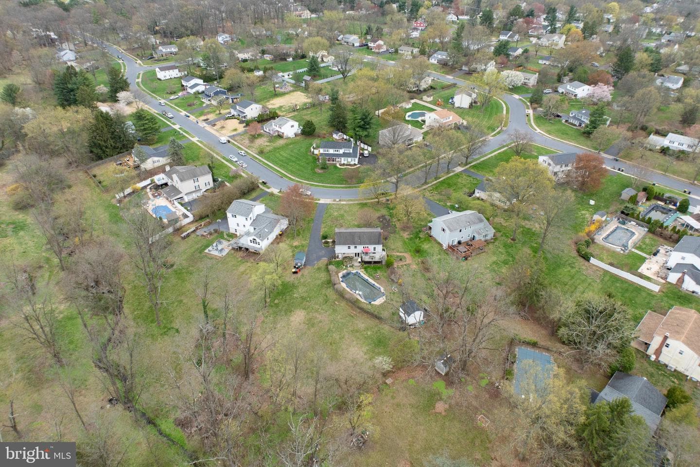 961 Crest Road photo 41