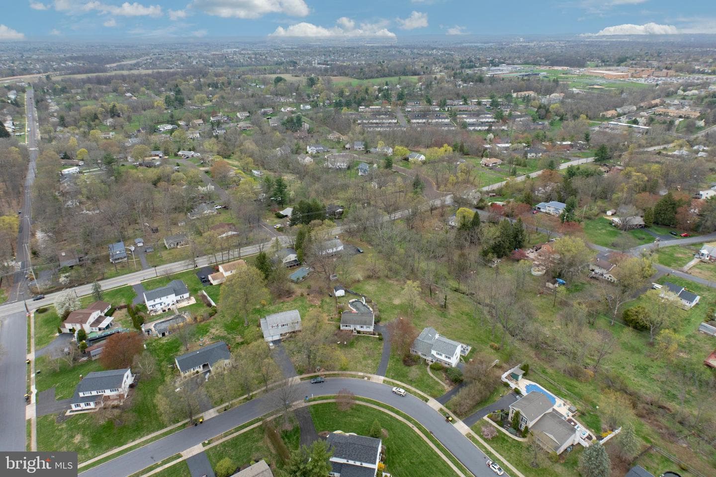 961 Crest Road photo 5