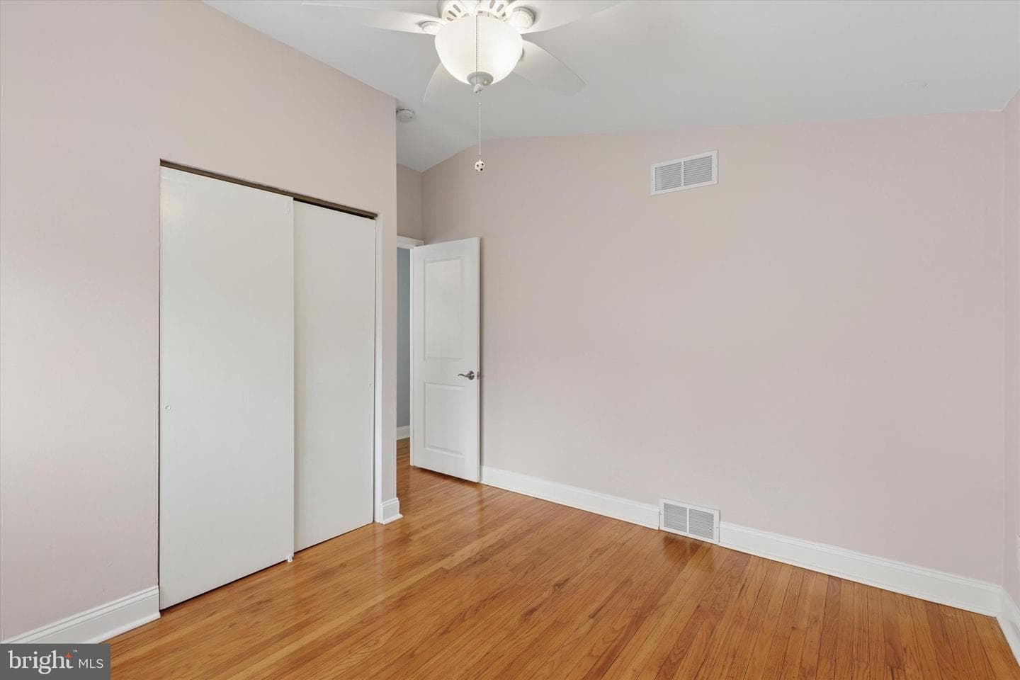 1542 Pulaski Drive photo 17