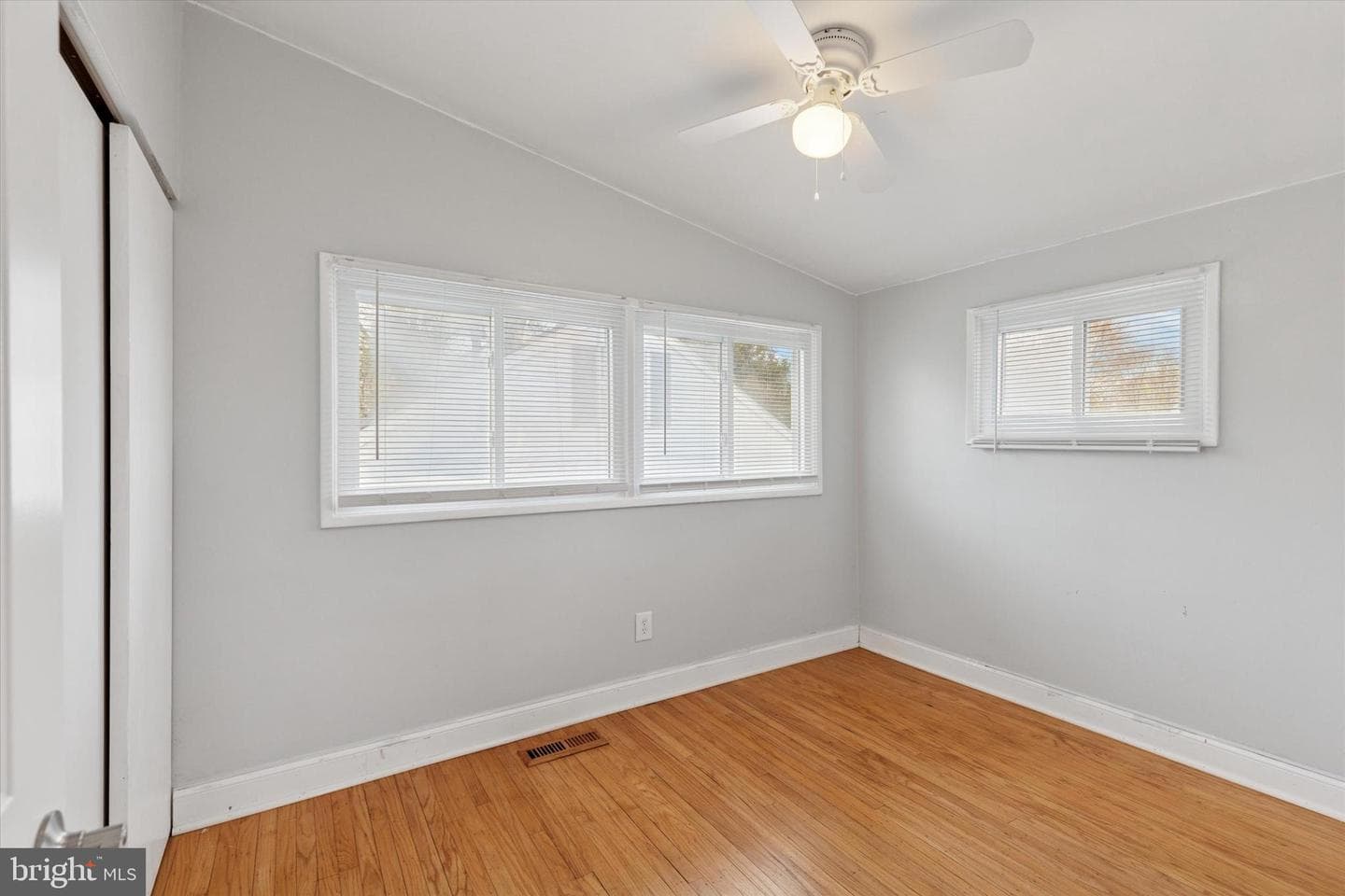 1542 Pulaski Drive photo 19