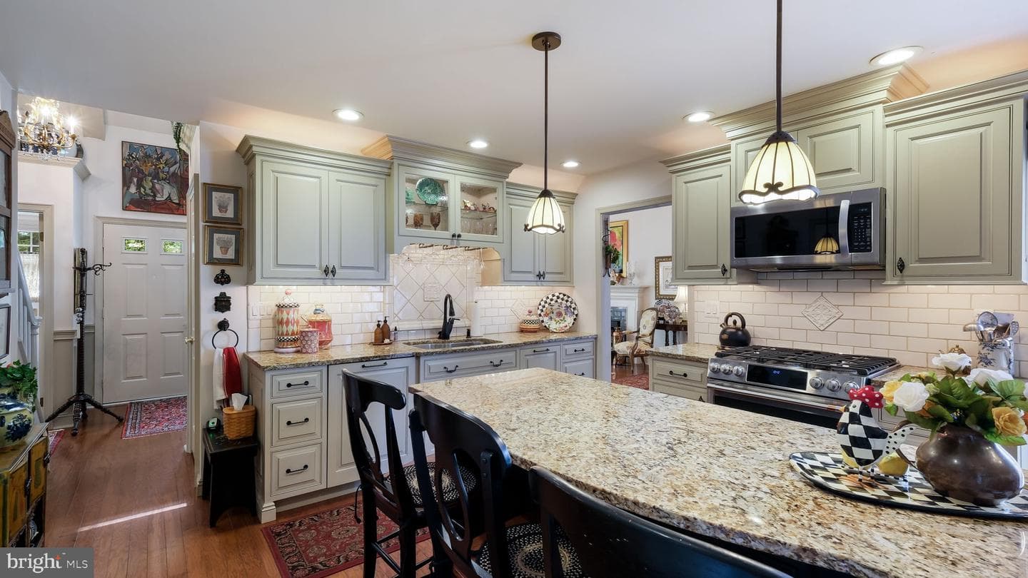 263 Copper Beech Drive photo 12