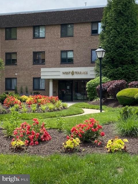 1640 Oakwood Drive #w120 photo 3