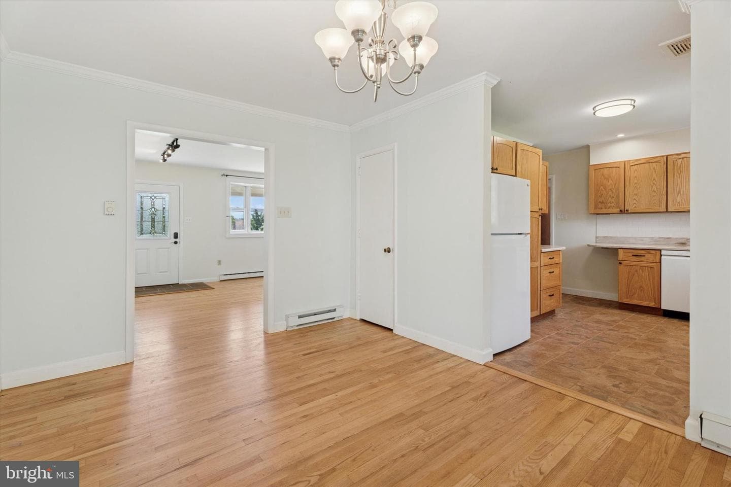509 Vaughn Road photo 9