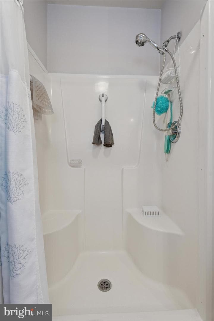 1043 Scenic View Drive photo 15