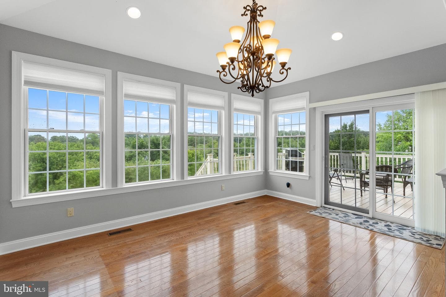 1368 Spring Hill Road photo 25