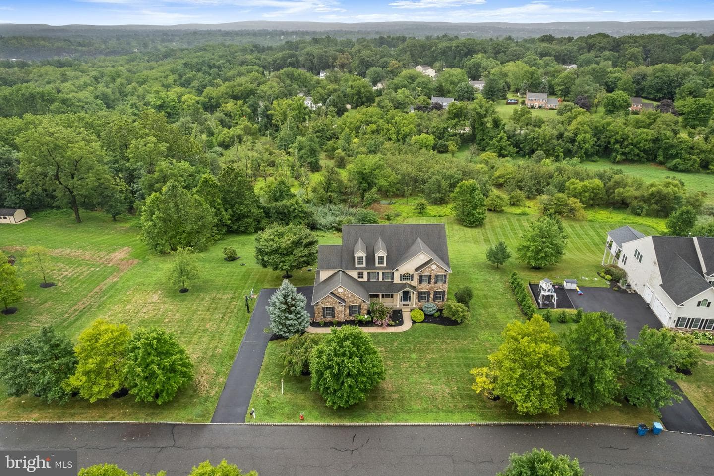 1368 Spring Hill Road photo 3