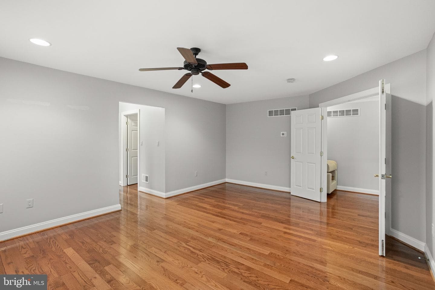 1368 Spring Hill Road photo 30