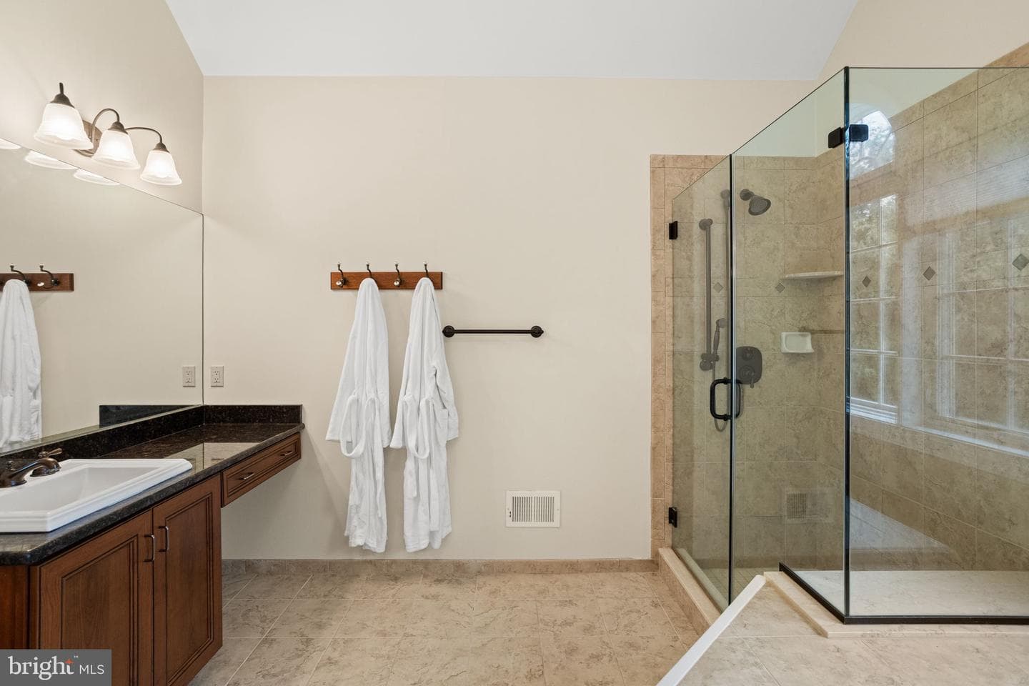 1368 Spring Hill Road photo 38