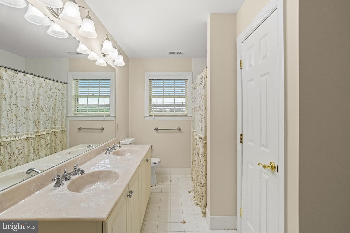 1368 Spring Hill Road photo 46