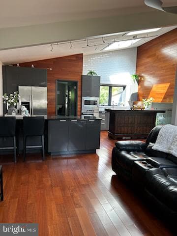 32 Camelot Drive photo 10