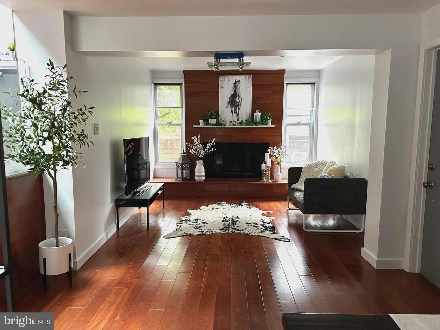 32 Camelot Drive photo 11