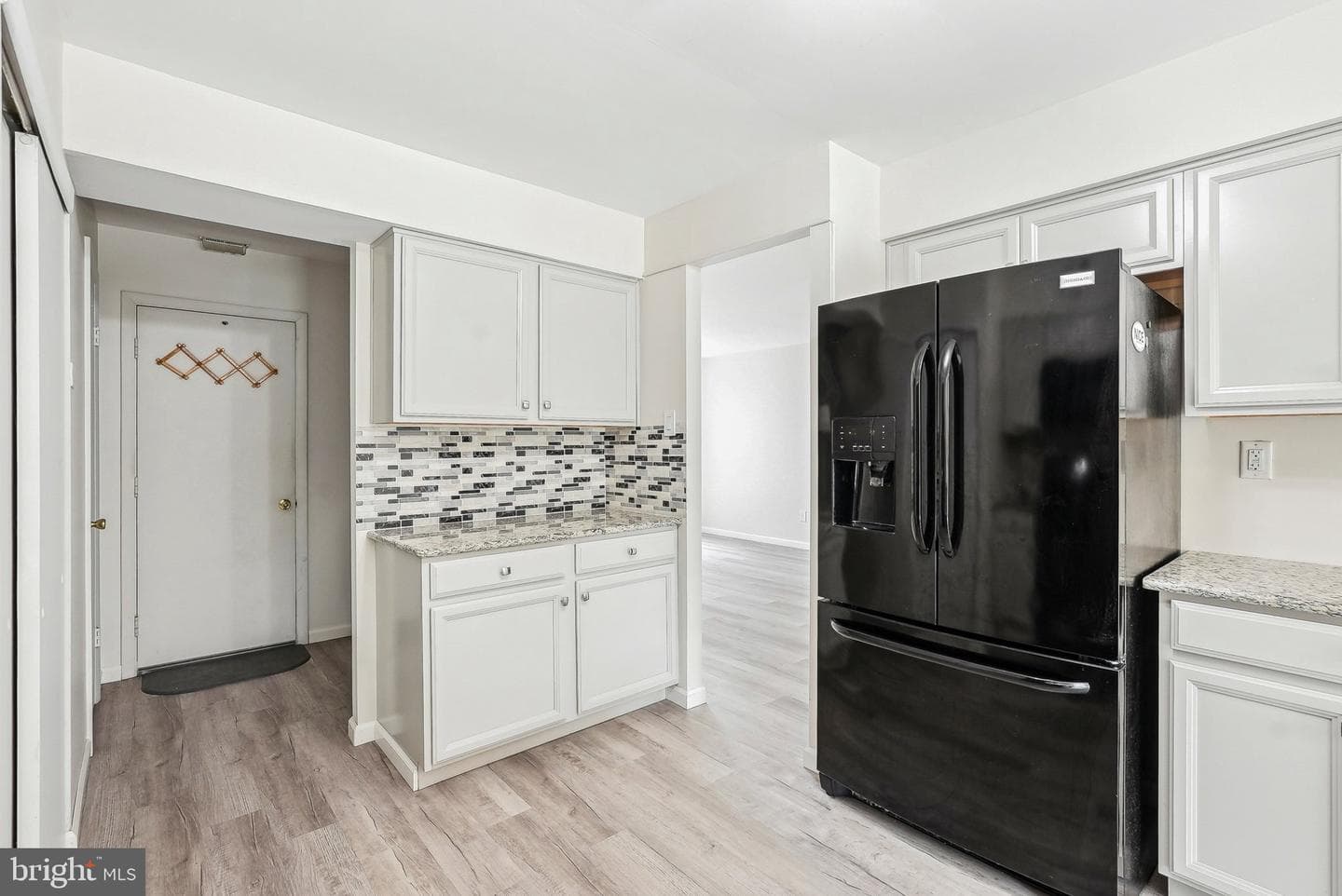 720 Springhouse Court photo 16