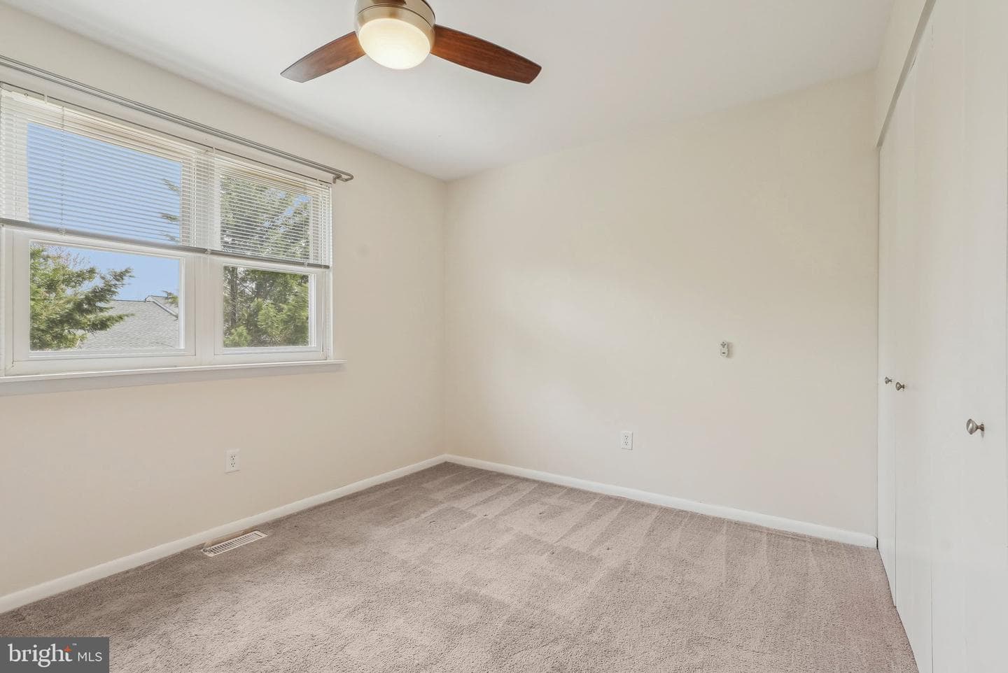 720 Springhouse Court photo 24