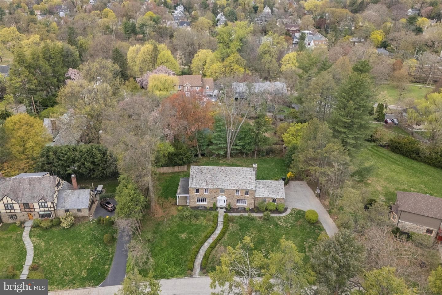 110 Raynham Road photo 17