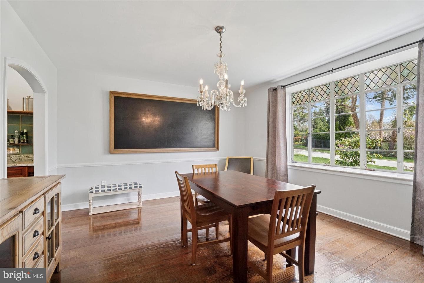 110 Raynham Road photo 27