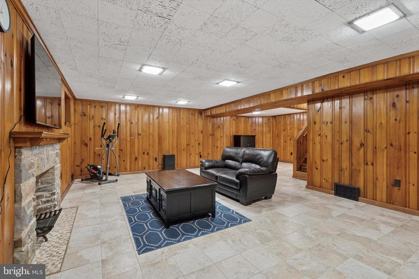 110 Raynham Road photo 50