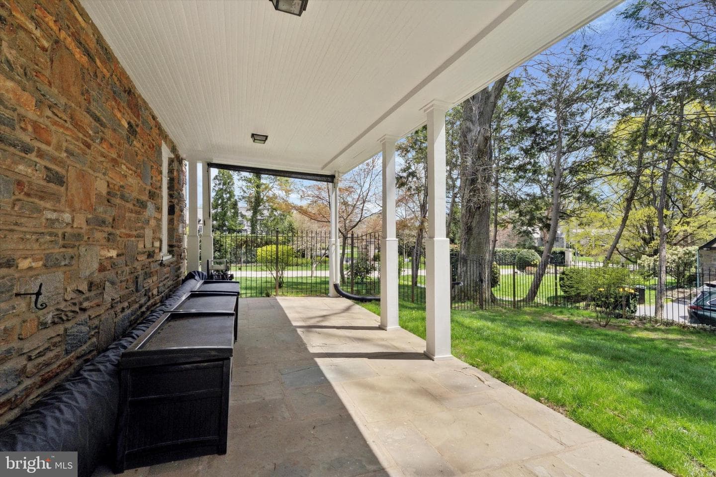 110 Raynham Road photo 8