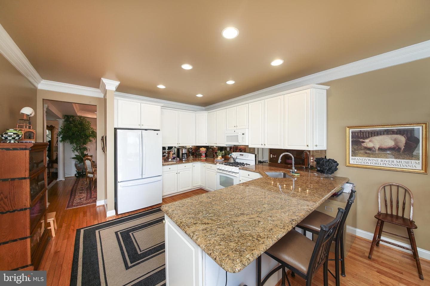 404 Tamworth Court photo 12
