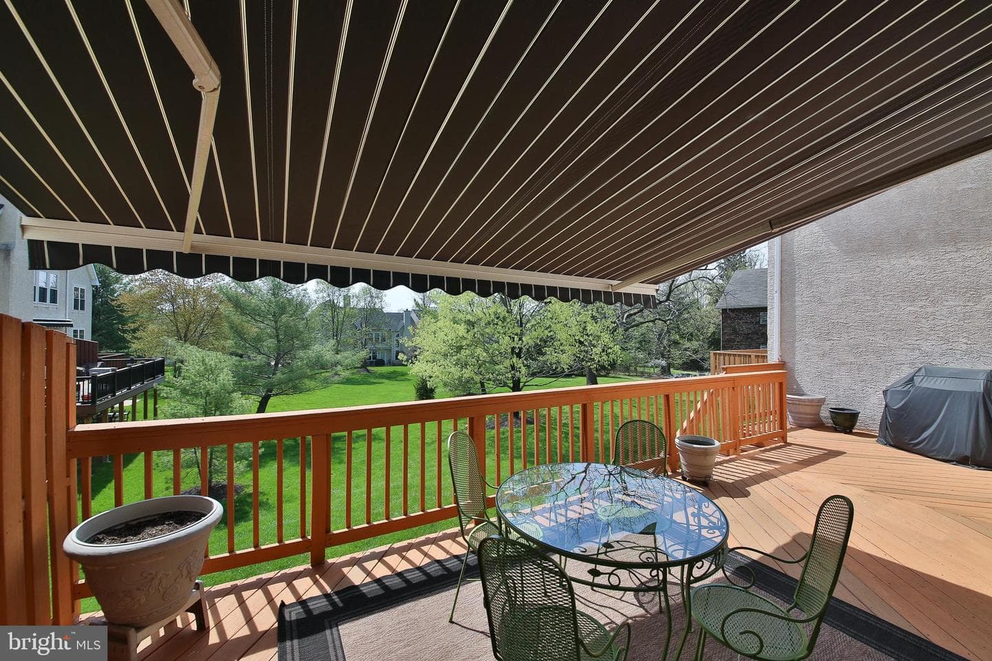 404 Tamworth Court photo 26