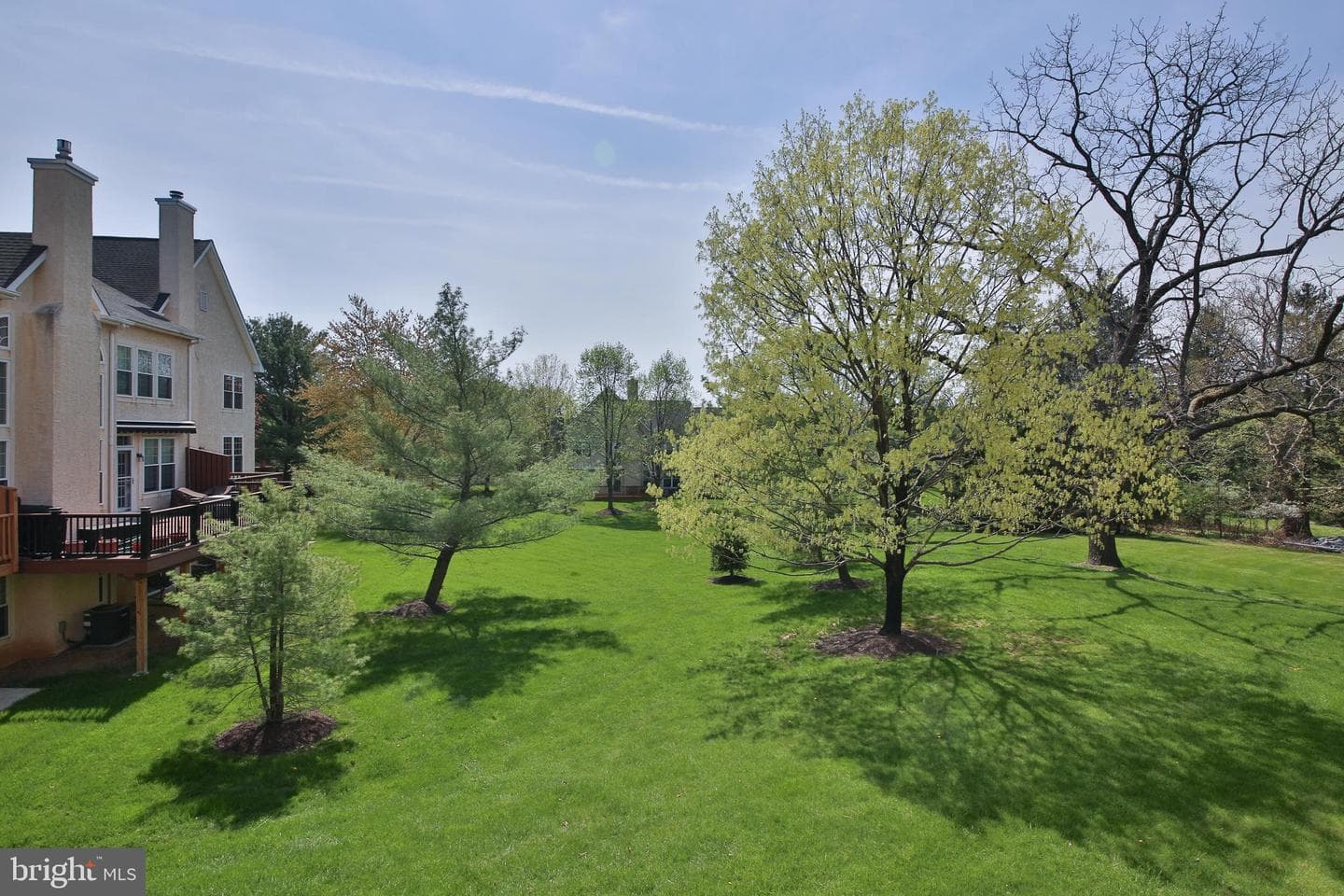 404 Tamworth Court photo 33
