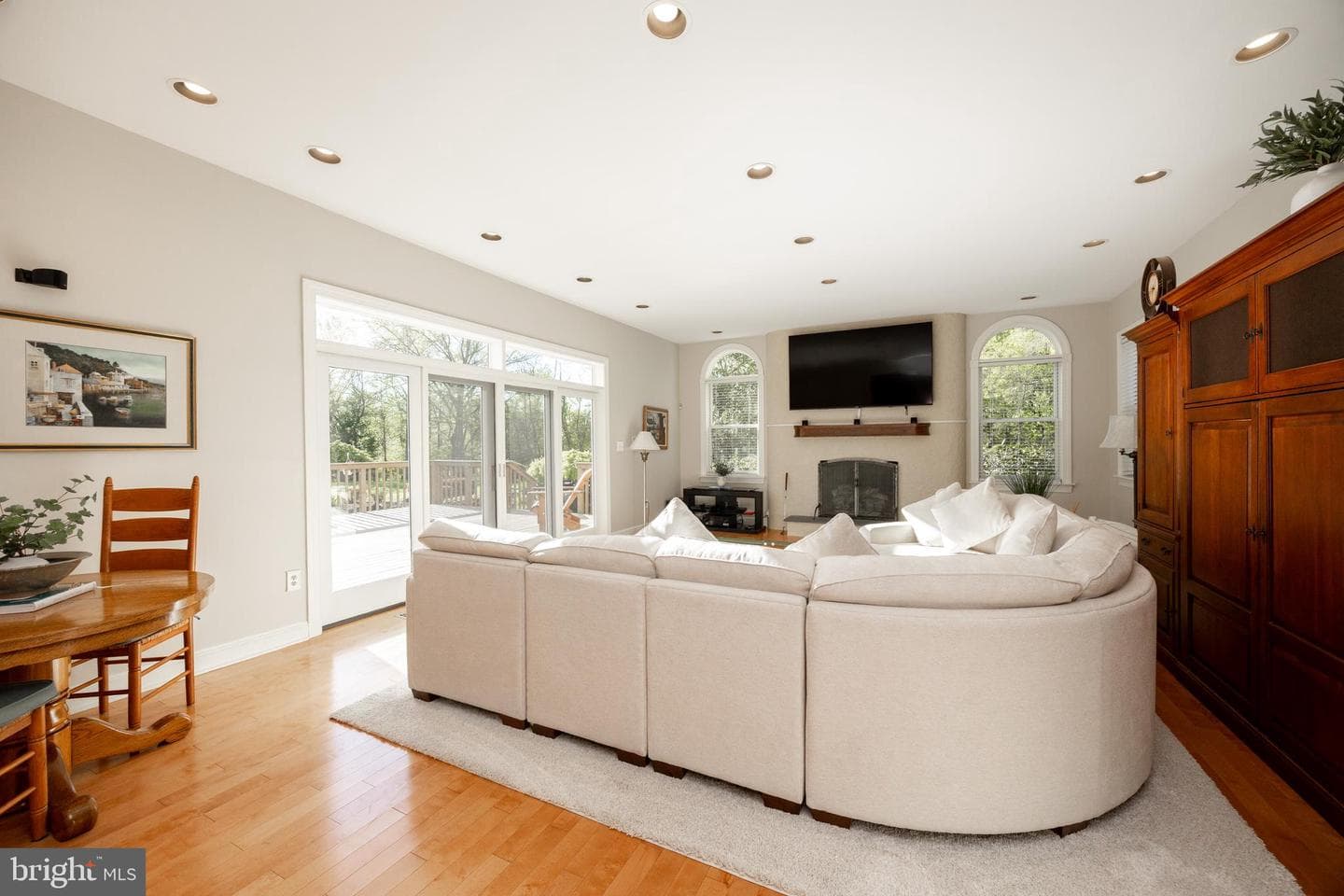 540 Highland Road photo 18