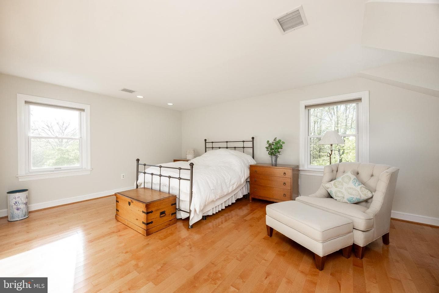 540 Highland Road photo 27