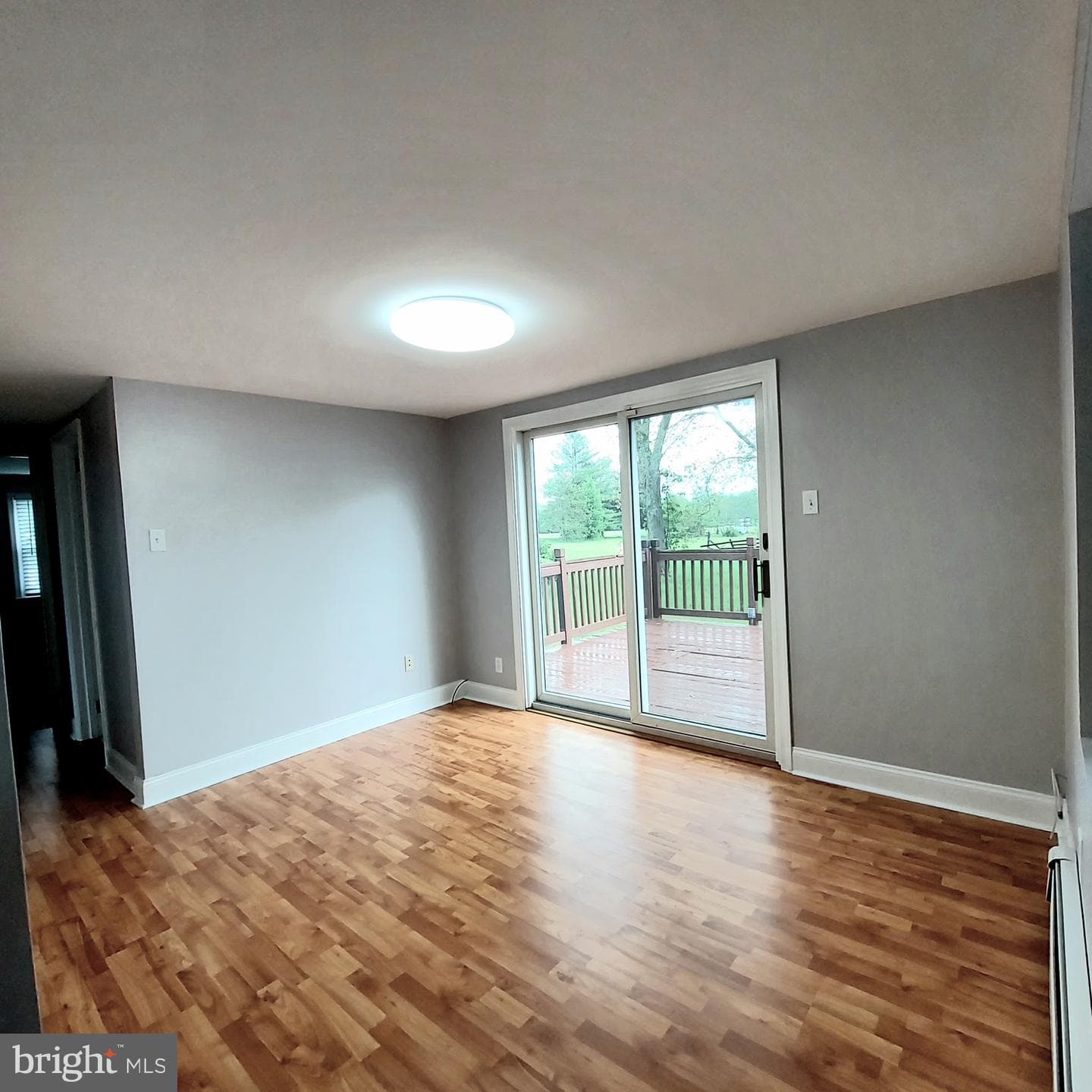 1506 Hilltop Road photo 7