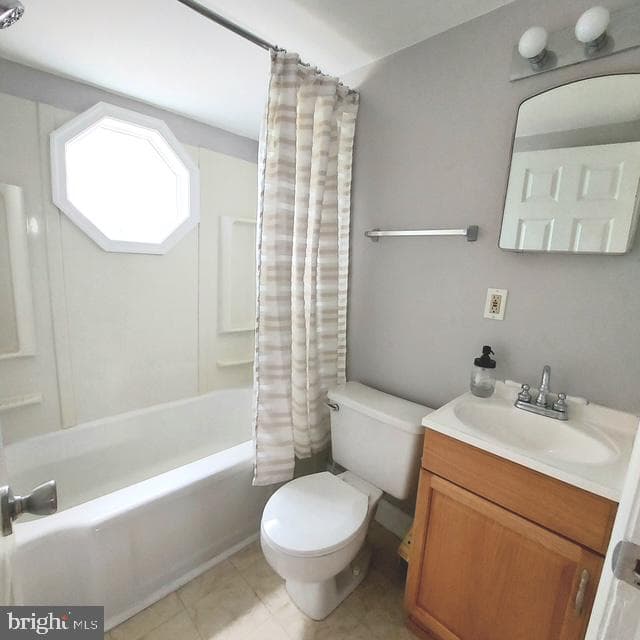 1506 Hilltop Road photo 9