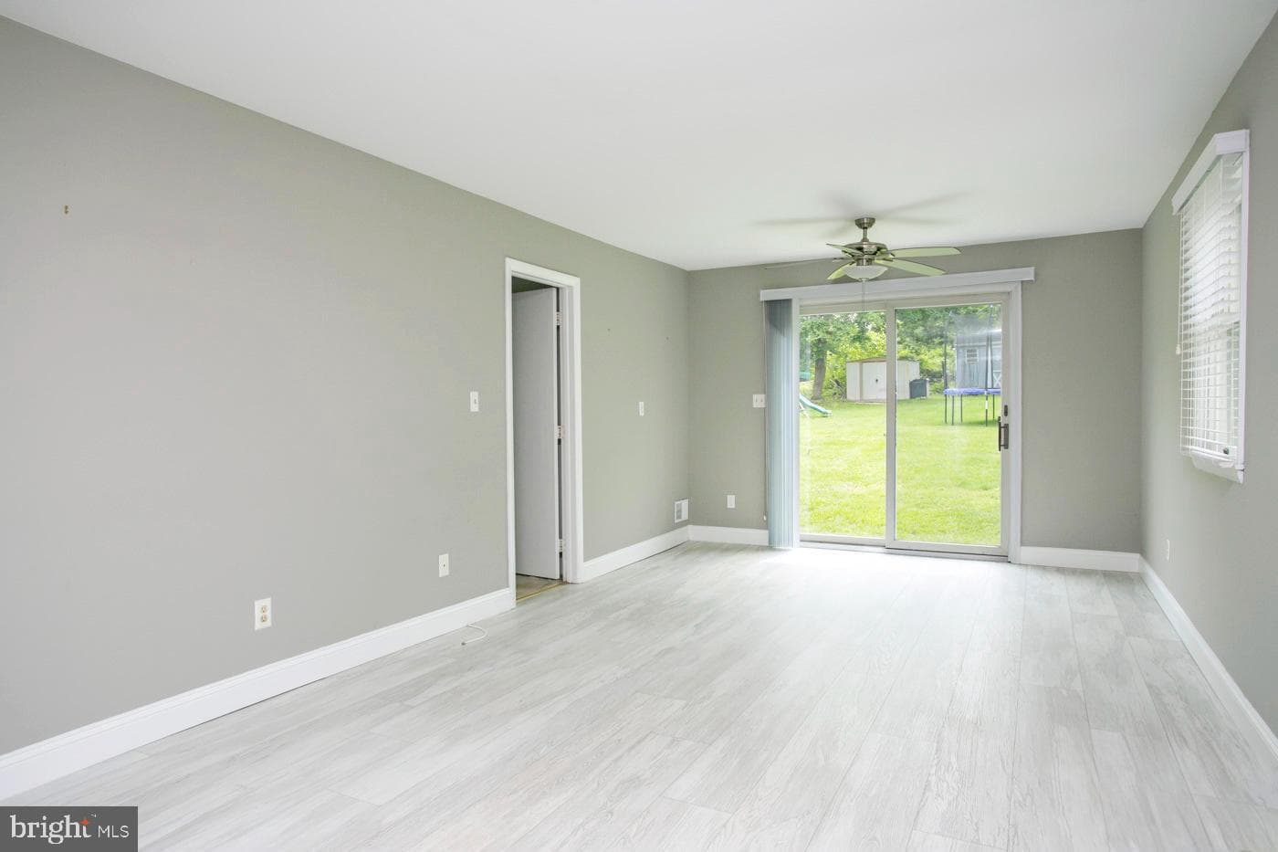 7 Hollywood Avenue photo 10