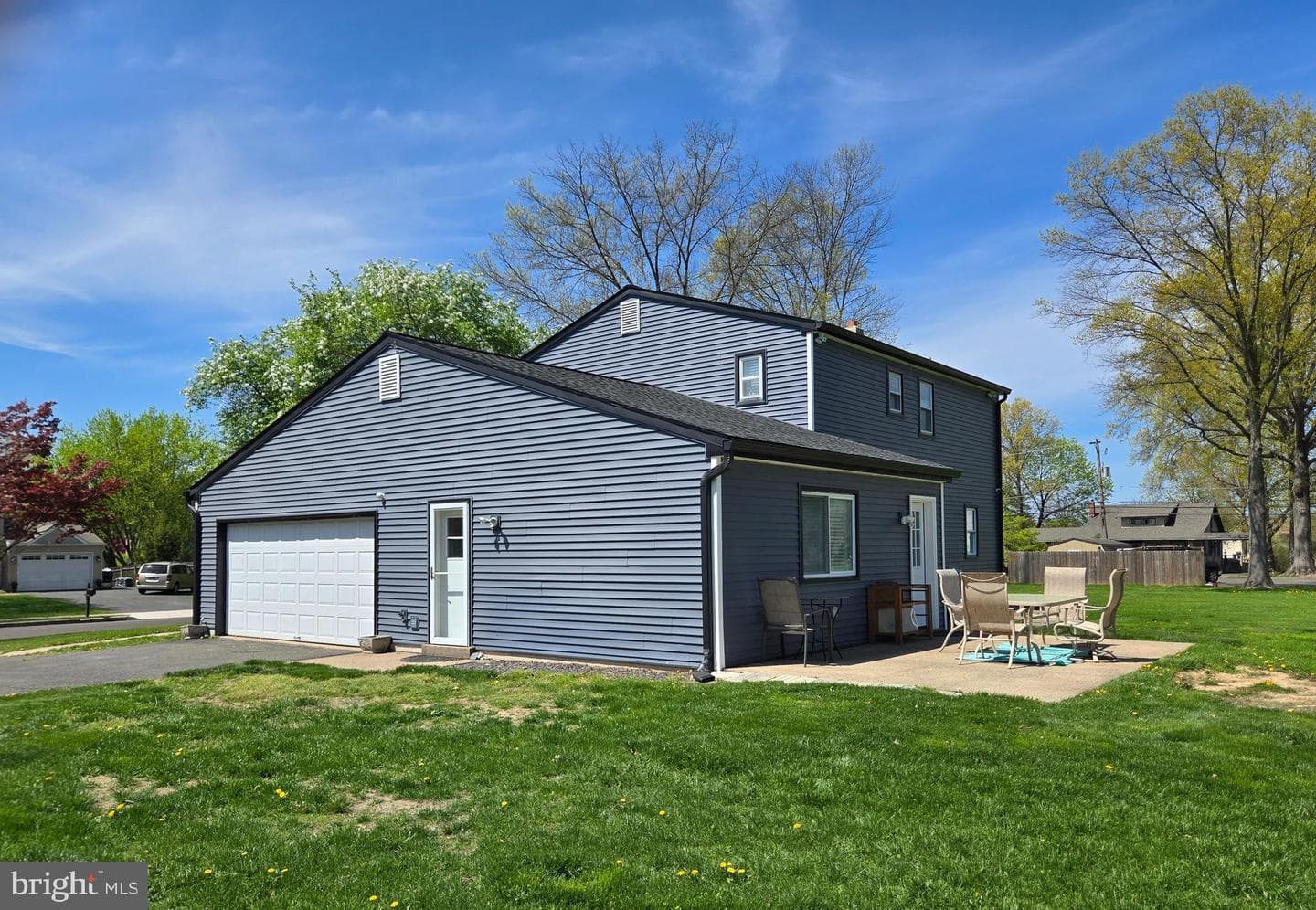 2980 Woodview Drive photo 2