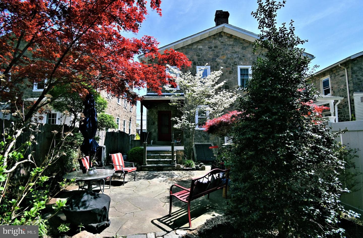 5 Ambler Road photo 38
