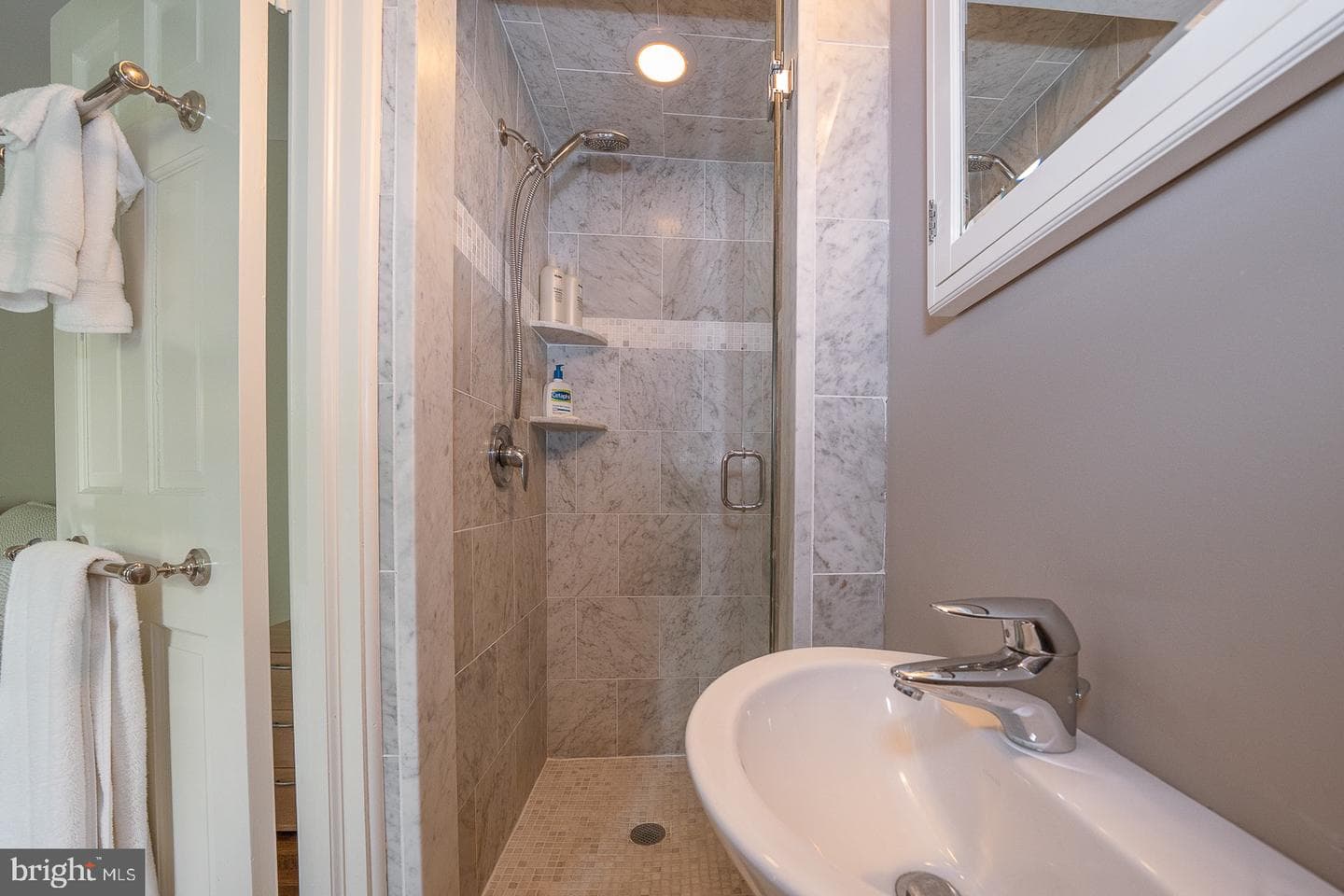 106 Anton Road photo 39
