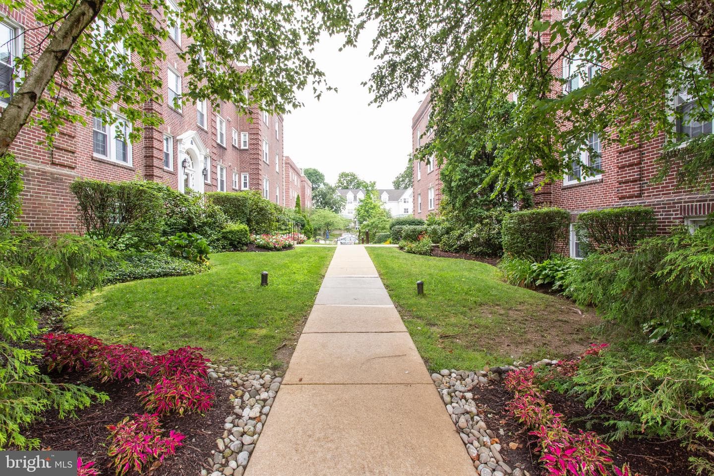 104 Woodside Road #b203 photo 2