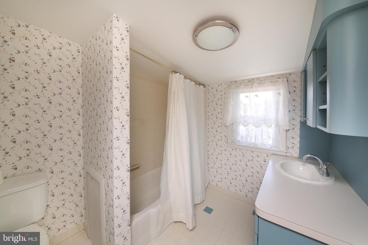 10 Glenn Circle photo 24