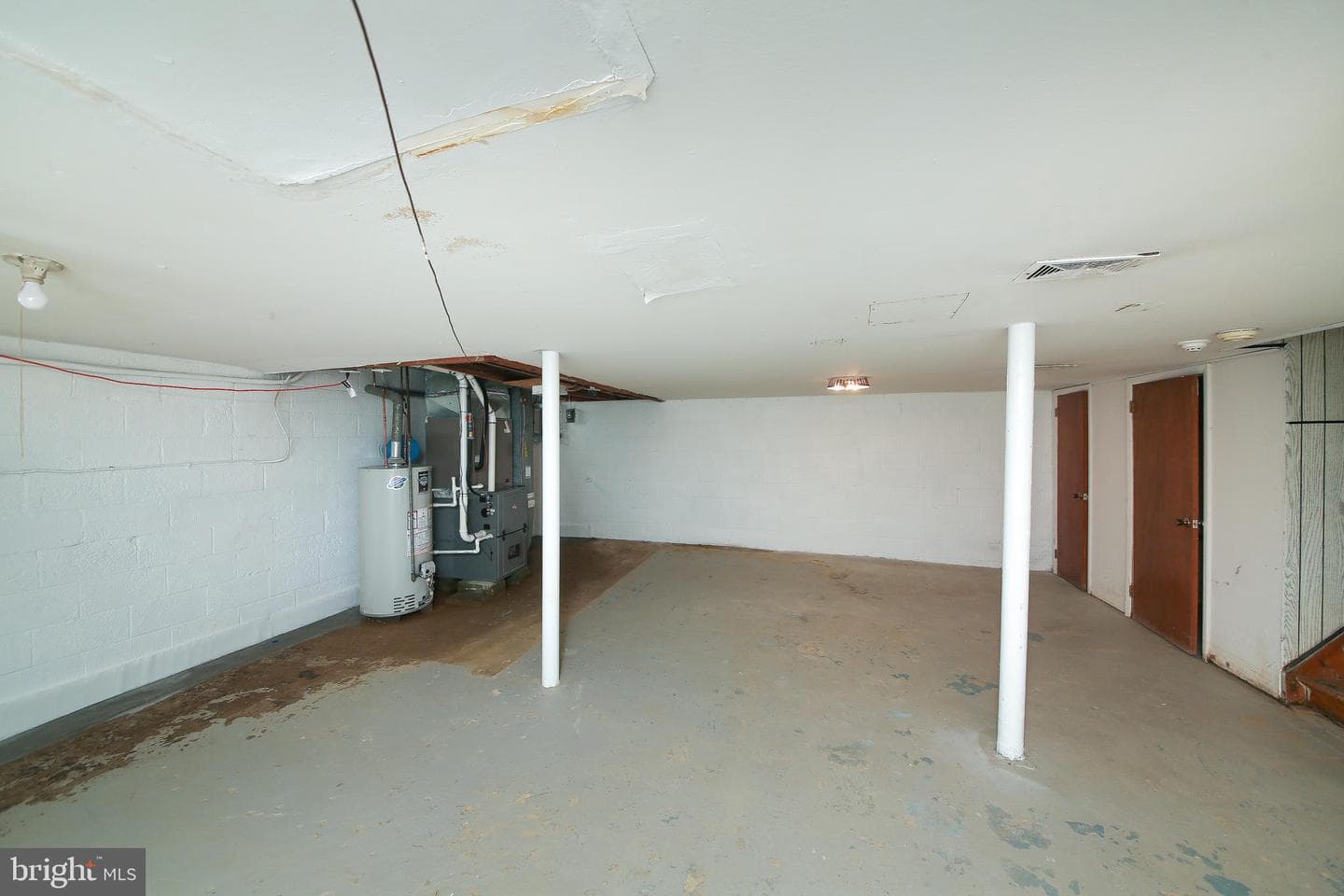 10 Glenn Circle photo 25
