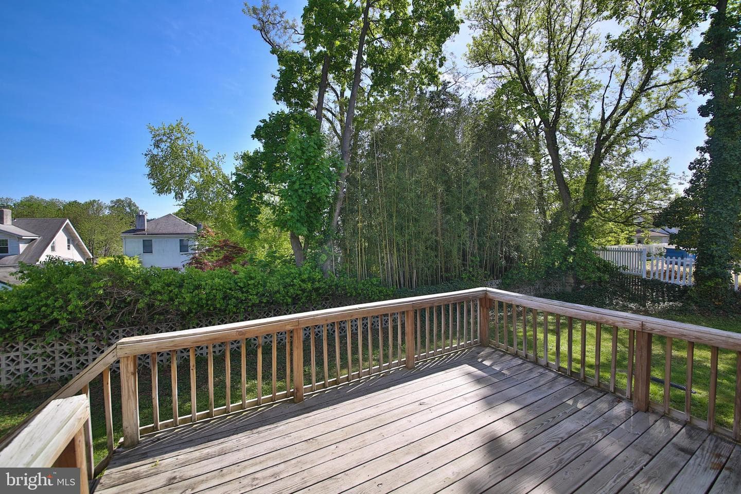 10 Glenn Circle photo 32