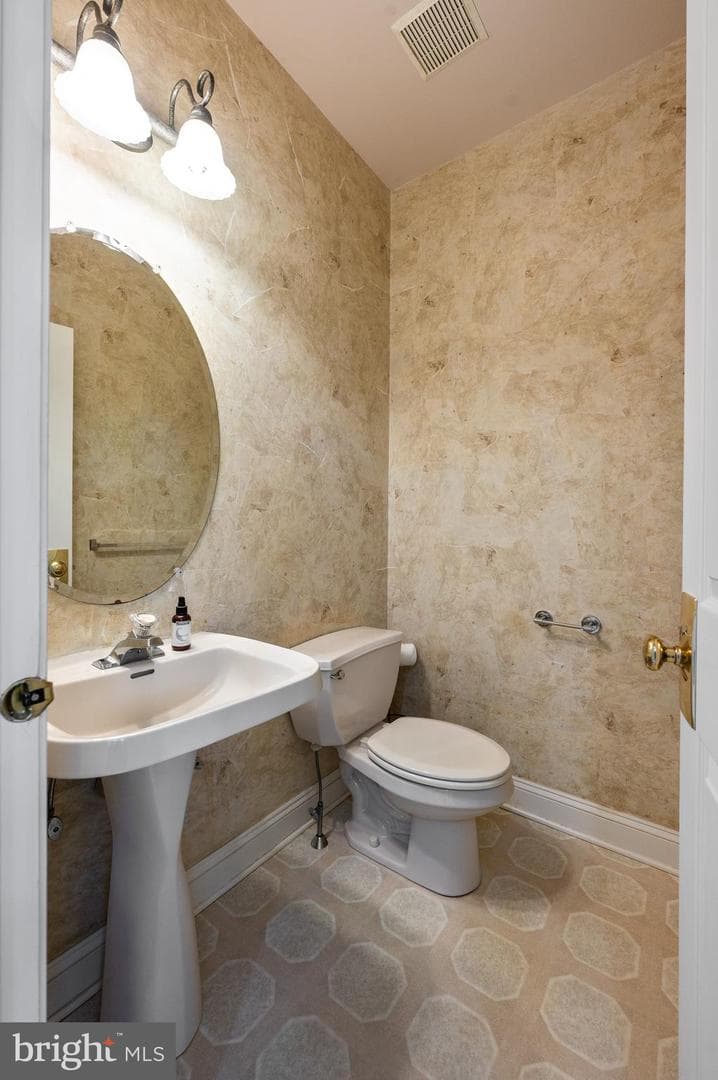 73 Salford Way photo 22