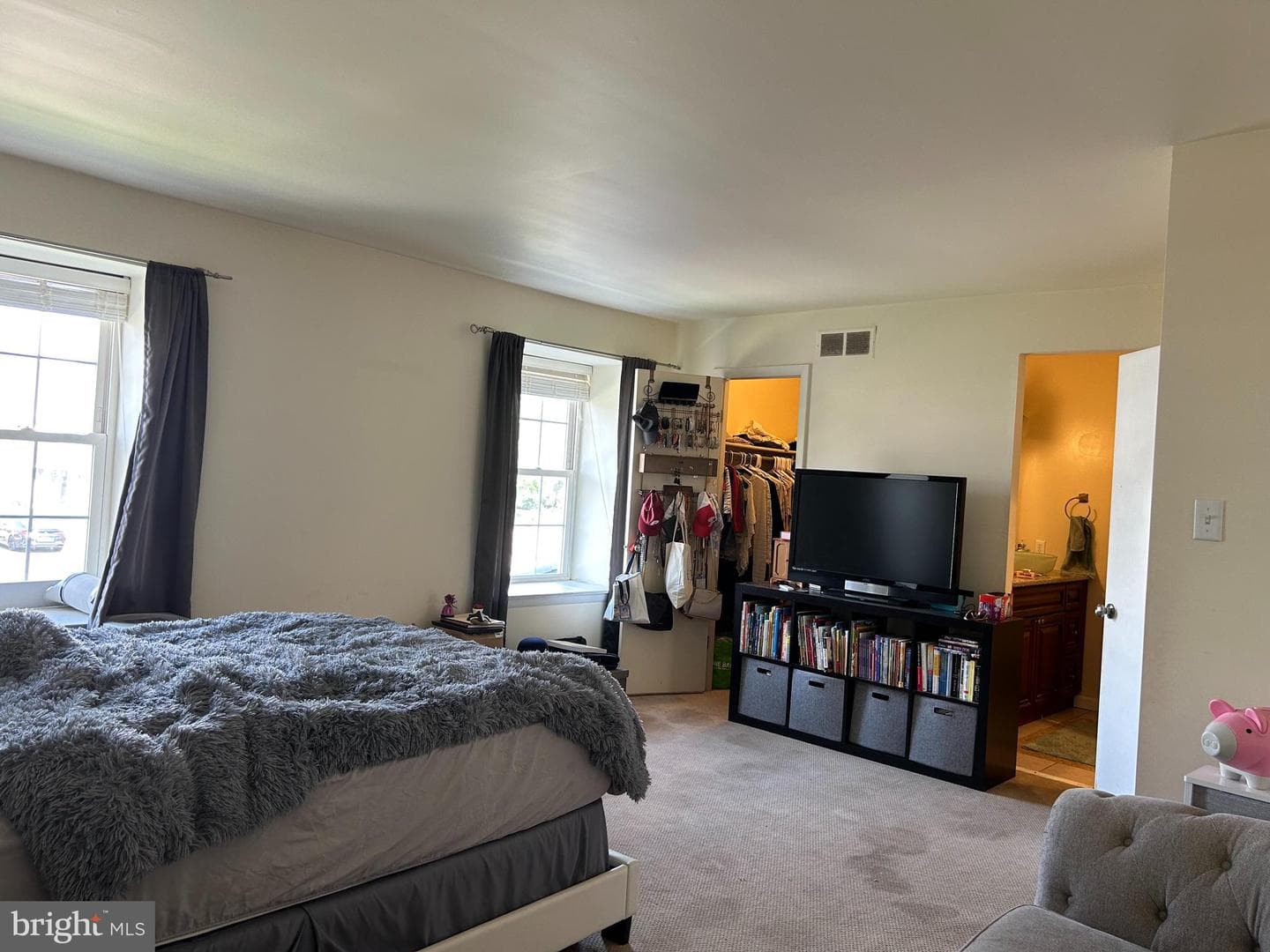 721 Springhouse Court photo 17