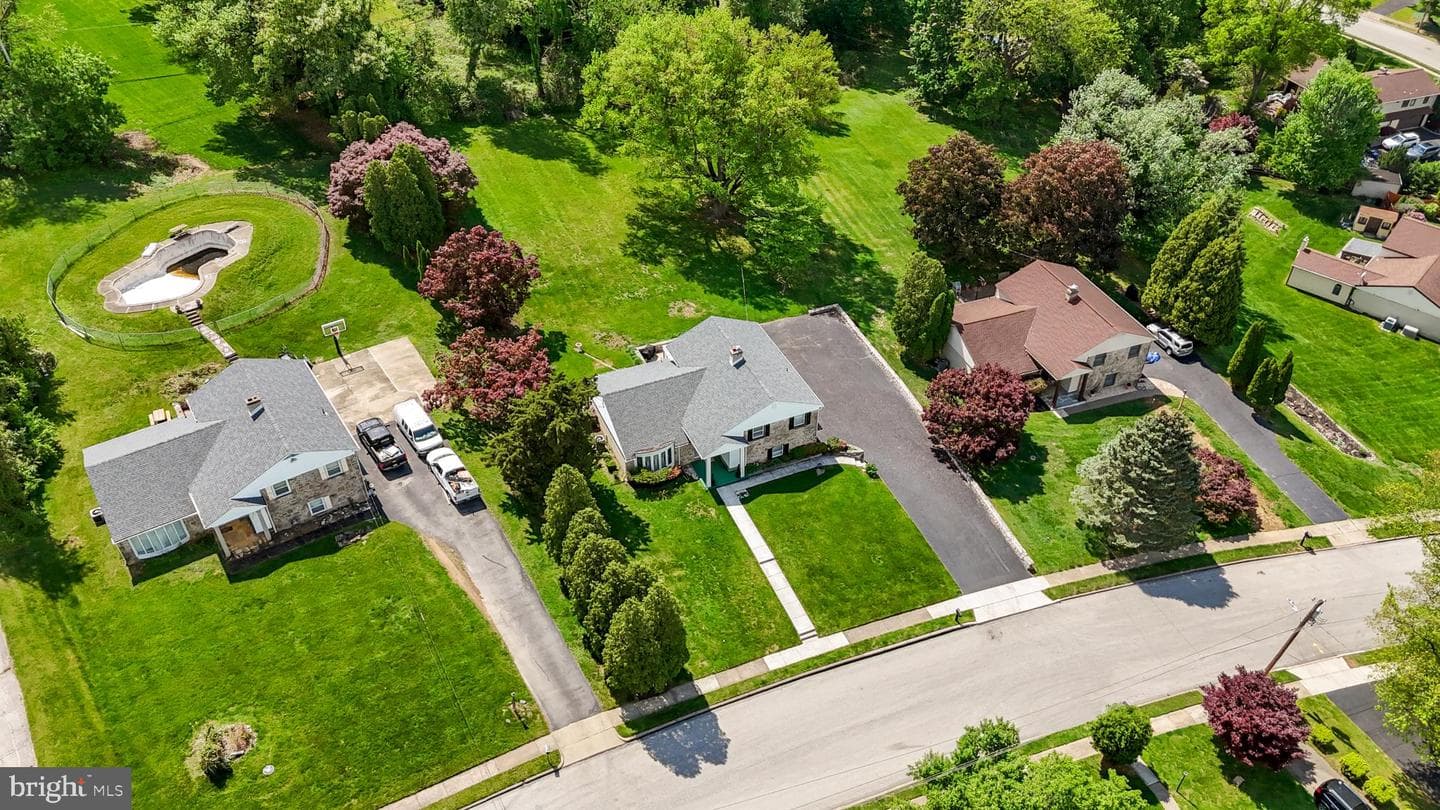 8404 Newbold Lane photo 44