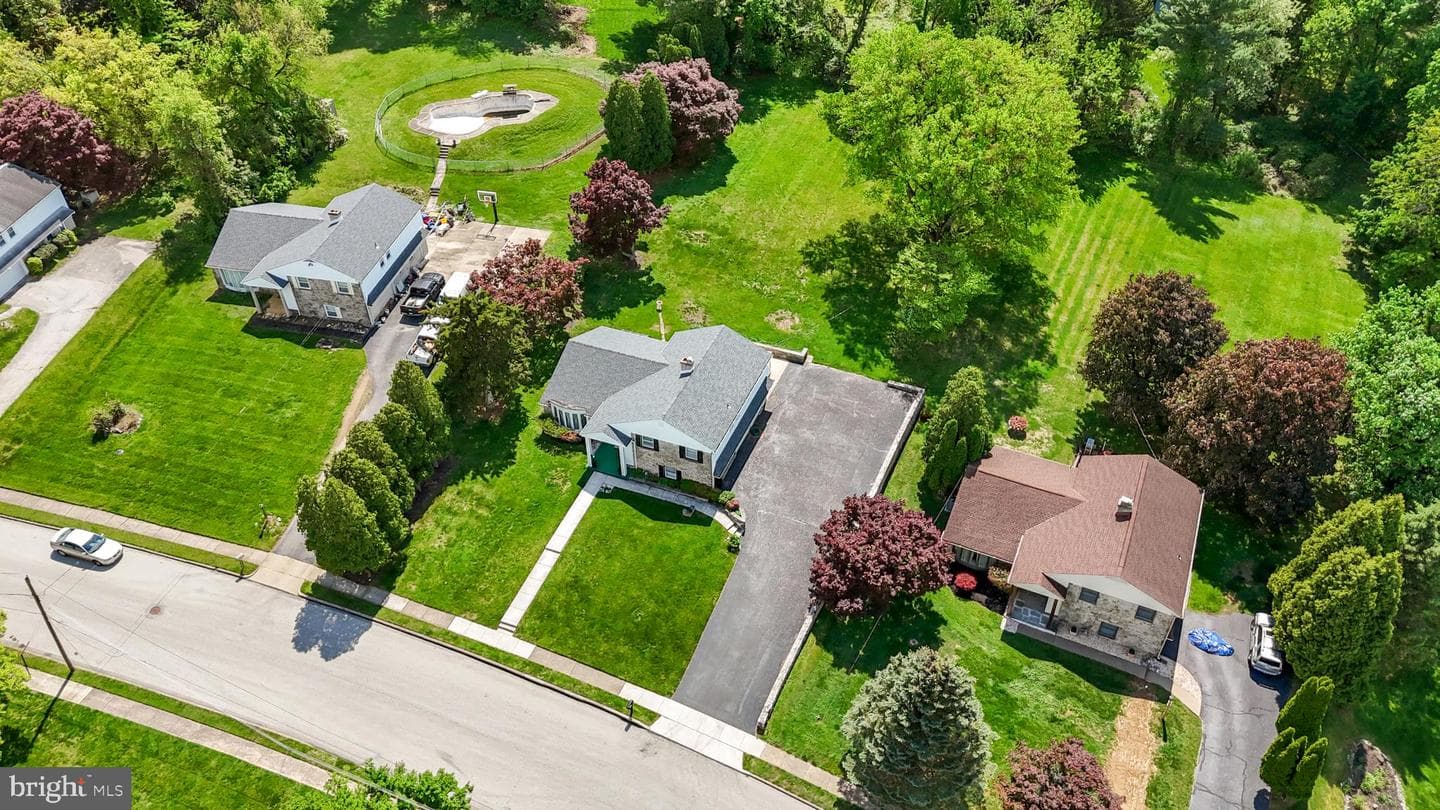 8404 Newbold Lane photo 45