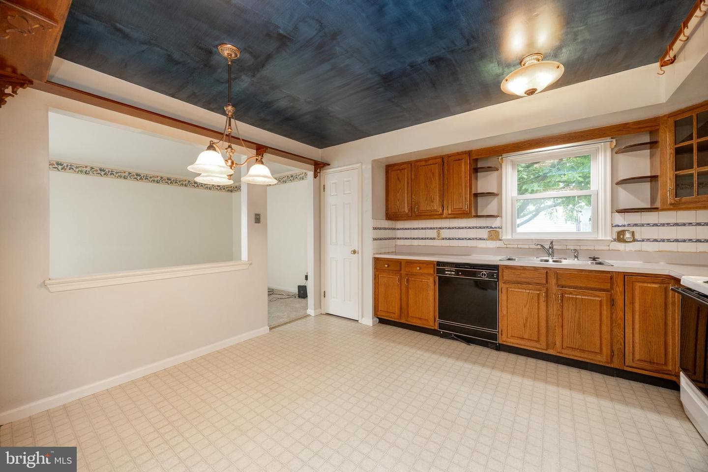 177 Winding Way photo 16
