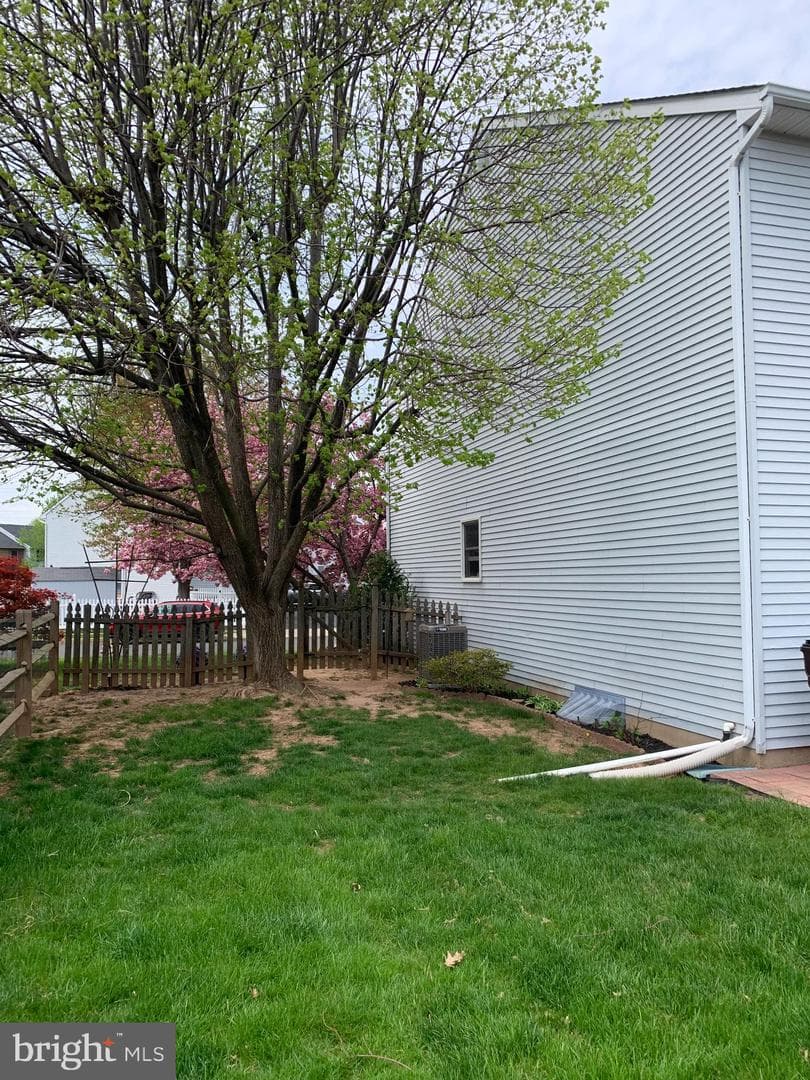 177 Winding Way photo 5