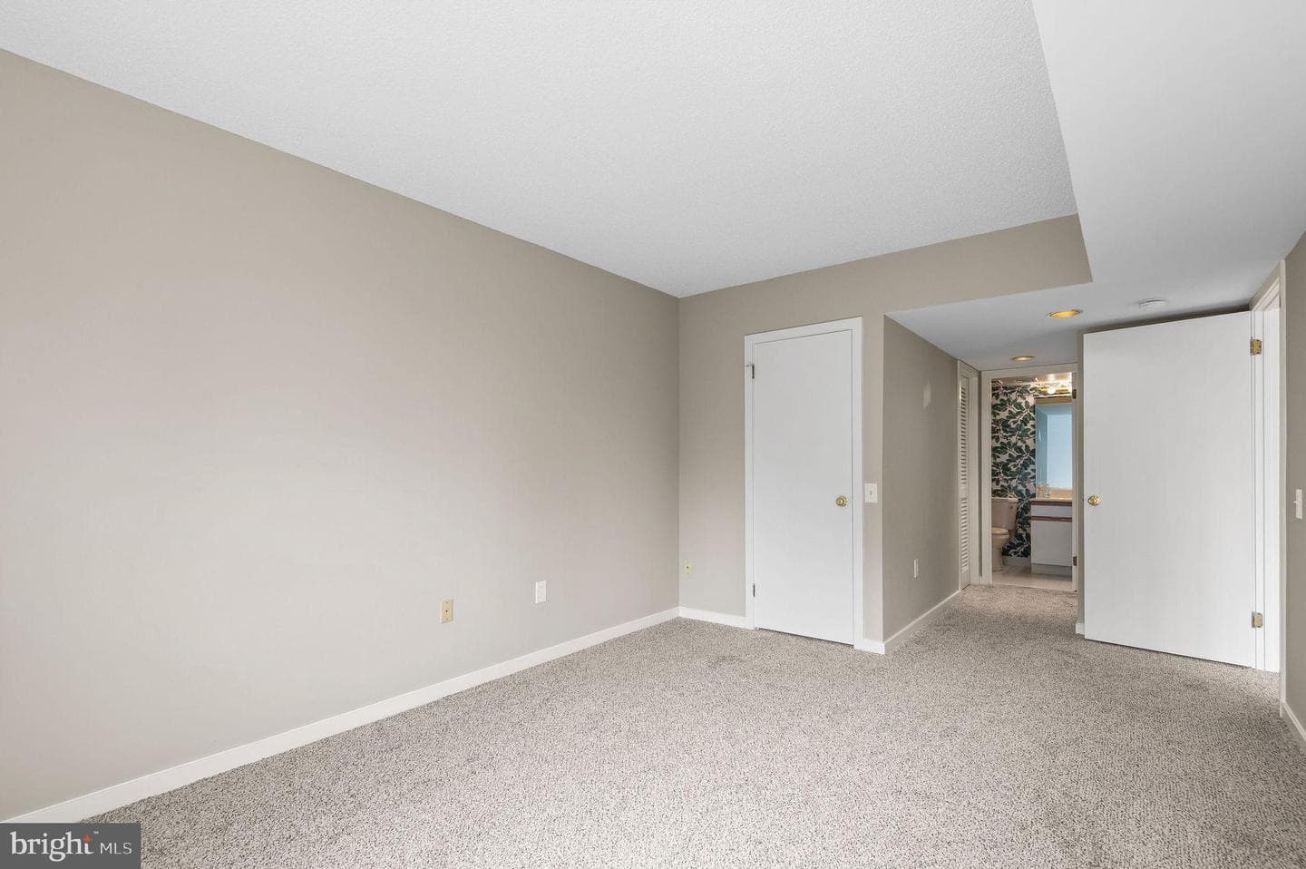100 Breyer Drive #3g photo 15