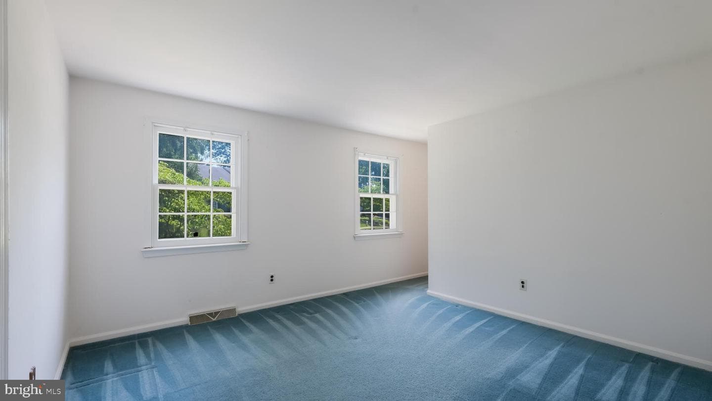 1418 Malcolm Drive photo 24