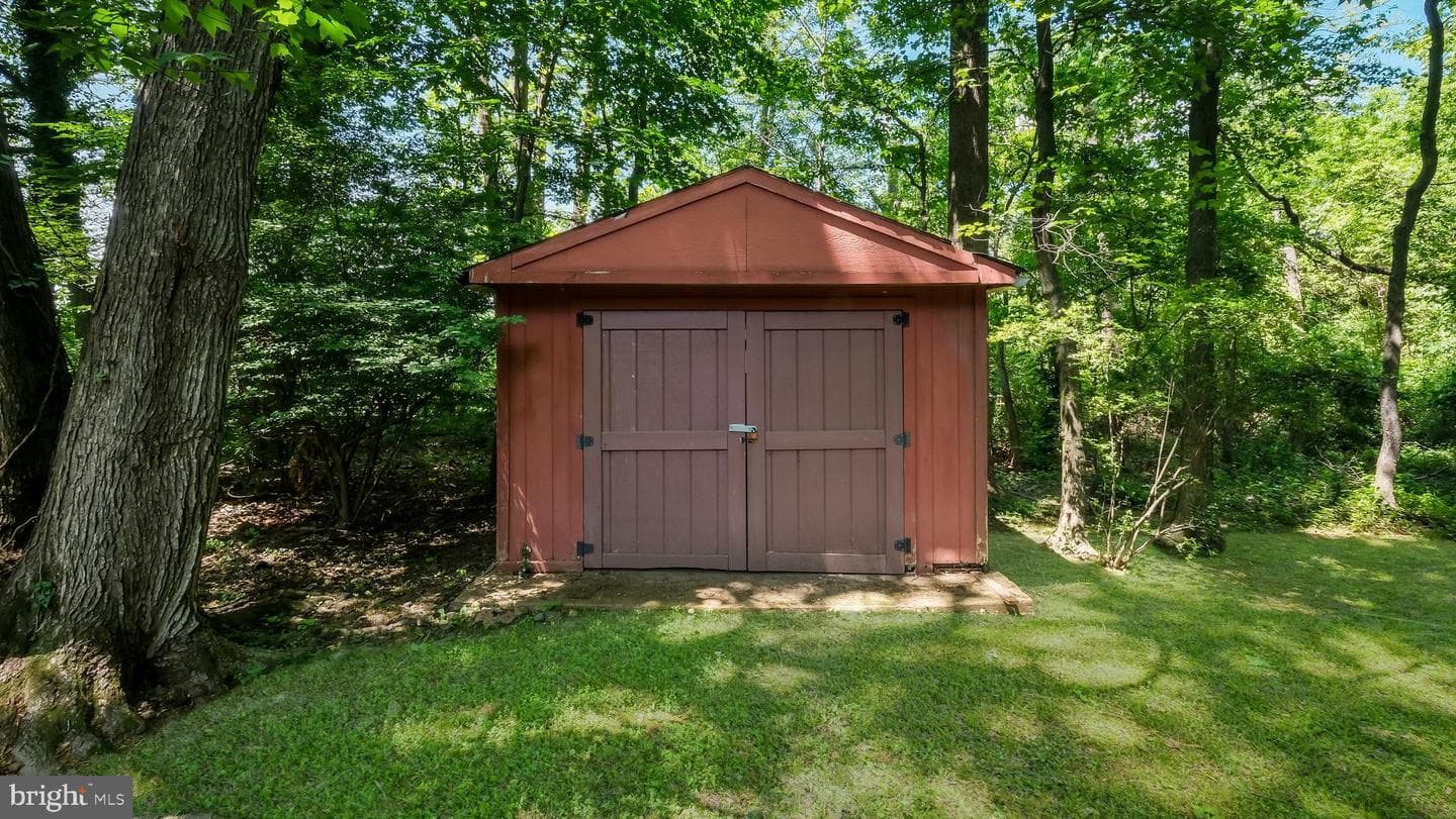 1418 Malcolm Drive photo 41