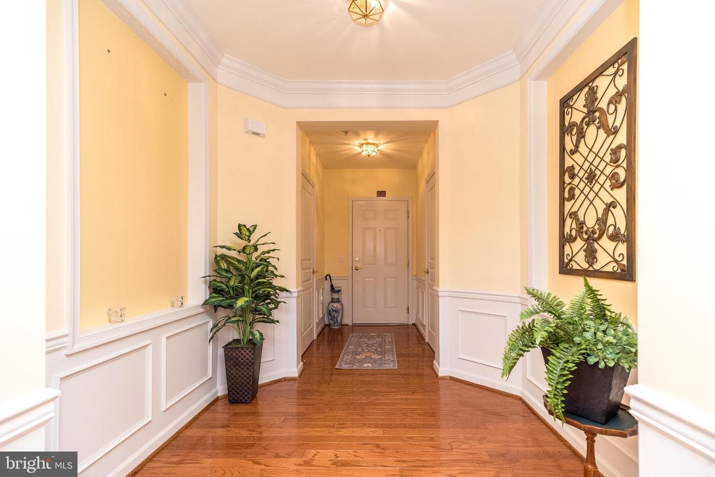 2308 Lilac Court photo 2