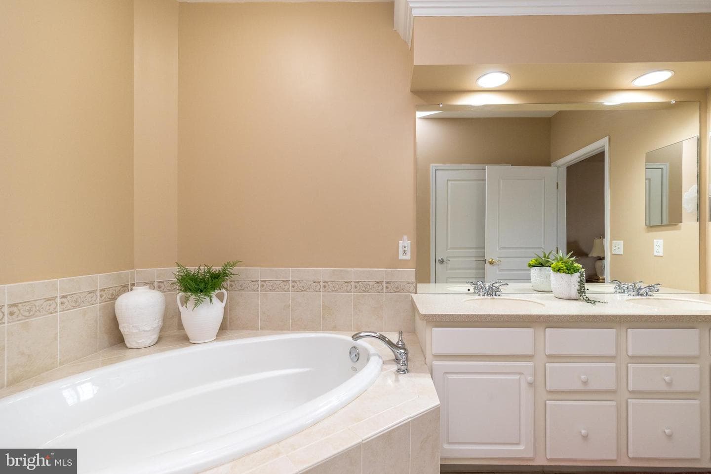 2308 Lilac Court photo 20