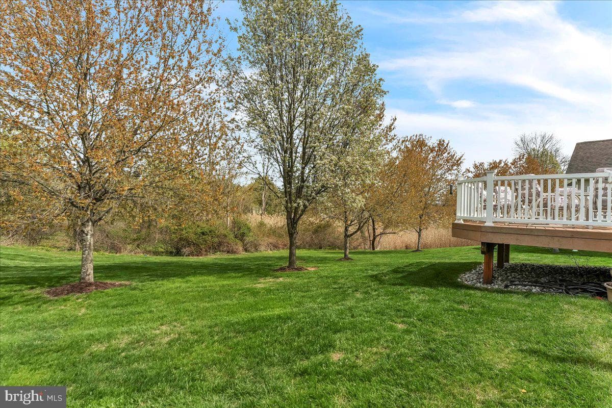 480 Peters Way photo 35