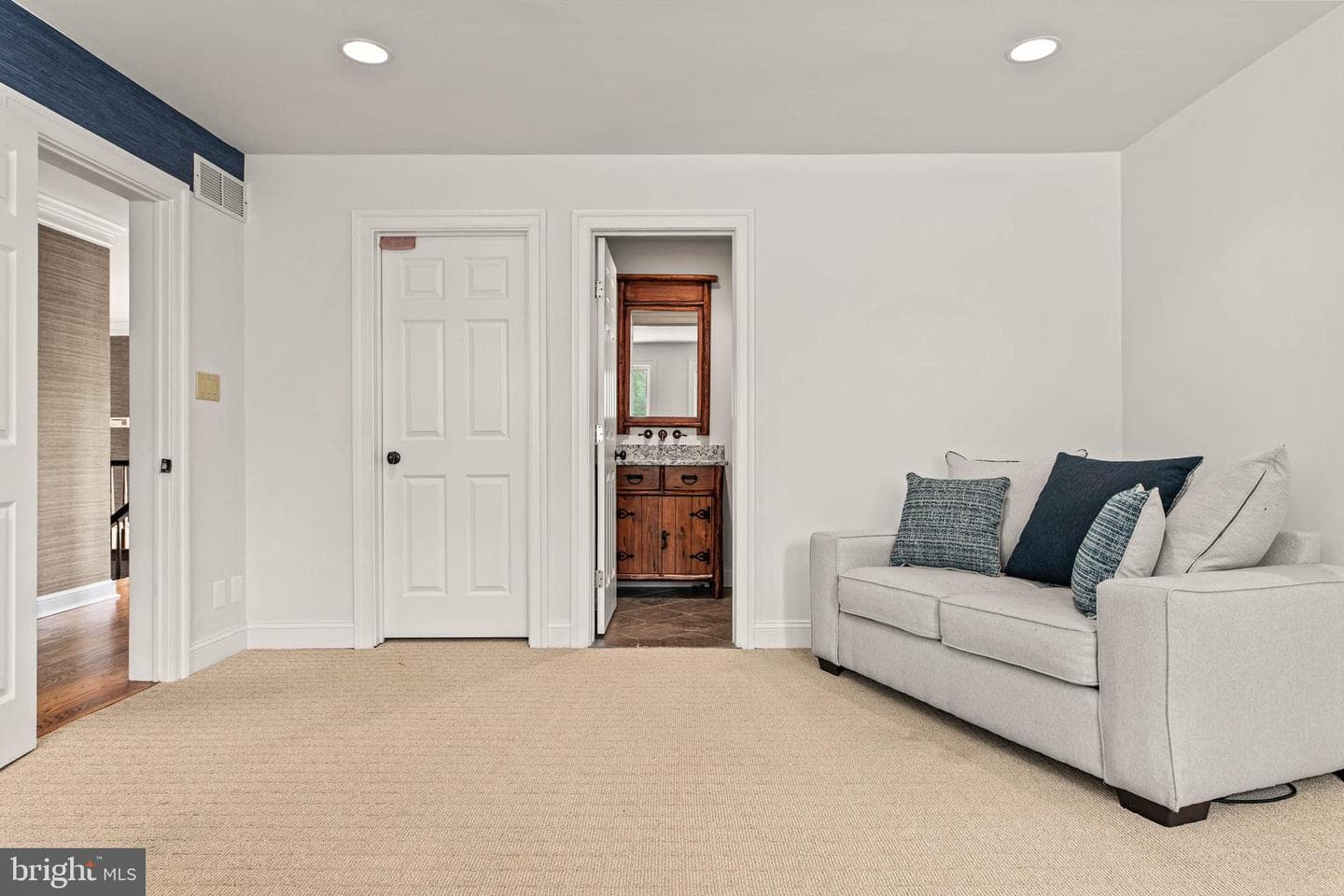 1100 Green Valley Road photo 39